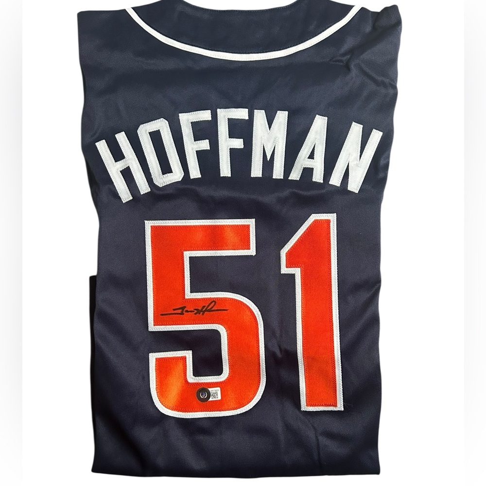 Trevor Hoffman Signed‎ San Diego Padres Jersey #51 – Beckett Witnessed COA